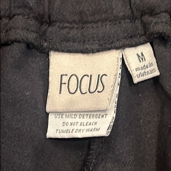 Focus Crop Wide Leg Pants Black - Picture 3 of 6